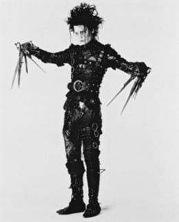 Johnny Depp como Eduardo Manostijeras