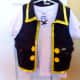 Nuestra camisa y chaleco terminados de Jake the Pirate.