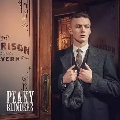   แฮร์รี่ เคิร์ตัน จาก Peaky Blinders