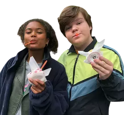  Jeremy Ray Taylor cu Tamara Smart