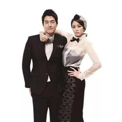   Yoo Ji Tae con sua moglie Kim Hyo-jin
