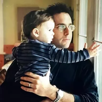   Ezekiel Goodman sa svojim ocem Nathanielom Goodmanom