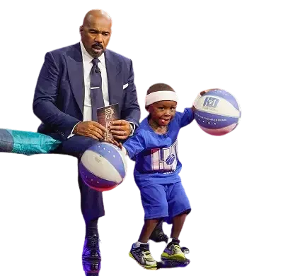   L'attore EJ Elisha Williams fratello Caleb Williams con Steve Harvey