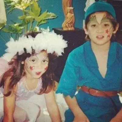   ชัย แฮนเสน กับ น้องสาว ซาร่าห์ ร่มรื่น
