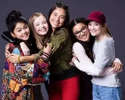   Shay Rudolph مع فريق The Baby-Sitters Club