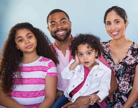   L'attrice Jaidyn Triplett con il padre Joshua Triplett, la madre Noraidy Triplett, la sorella Jordyn Triplett
