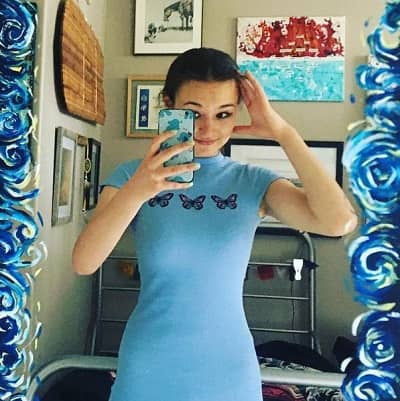   นักแสดงสาวฤดูร้อนสีดำ Zoe Marlett Bio & Wiki