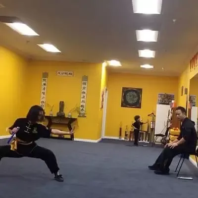   Riley Lai Nelet tränar kung fu