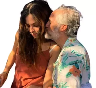  Paulina Davila, erkek arkadaşı Juan Pablo Medina ile birlikte