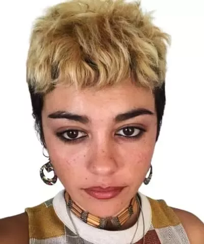   Elit Kadın Oyuncu Carla Diaz kariyeri ve net değeri