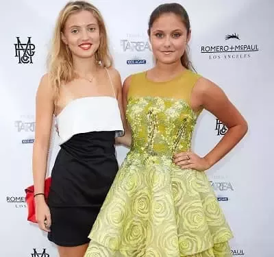   Amelia Clarkson com EM The Master
