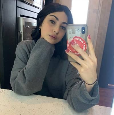   Acasă înainte de întuneric Actrița Alexa Mansour Biografie și Wikipedia