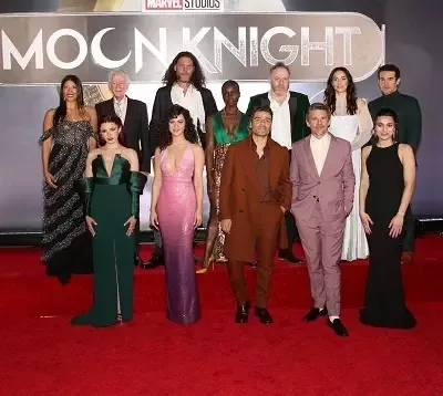   Antonia Salib กับนักแสดง Moon Knight