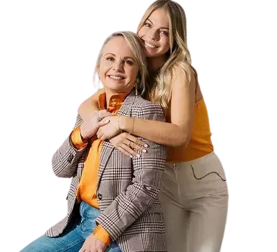   Georgia May Davis cu mama ei Alyssa-Jane Cook de Ziua Mamei
