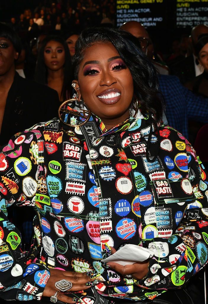 oxon-hegy, maryland, december 05, missy elliott részt vesz 2019-es városi kitüntetéseken az mgm nemzeti kikötőben 2019. december 5-én, oxon-hegyen, maryland-ban - fotó: paras griffingetty images