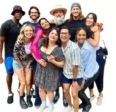   Michael Fractor met Twentysomethings Austin cast