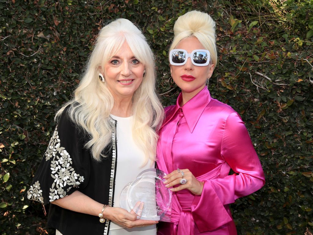 Lady Gaga'nın Annesi, Ailesi Ruh Sağlığı ile Nasıl Savaşıyor?