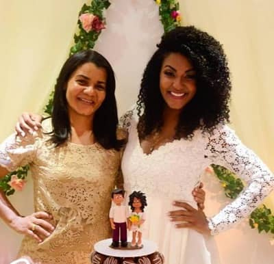   Thuany Raquel met haar moeder