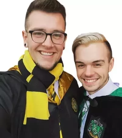   Jacob Moran s svojim fantom Coreyem Parrettom