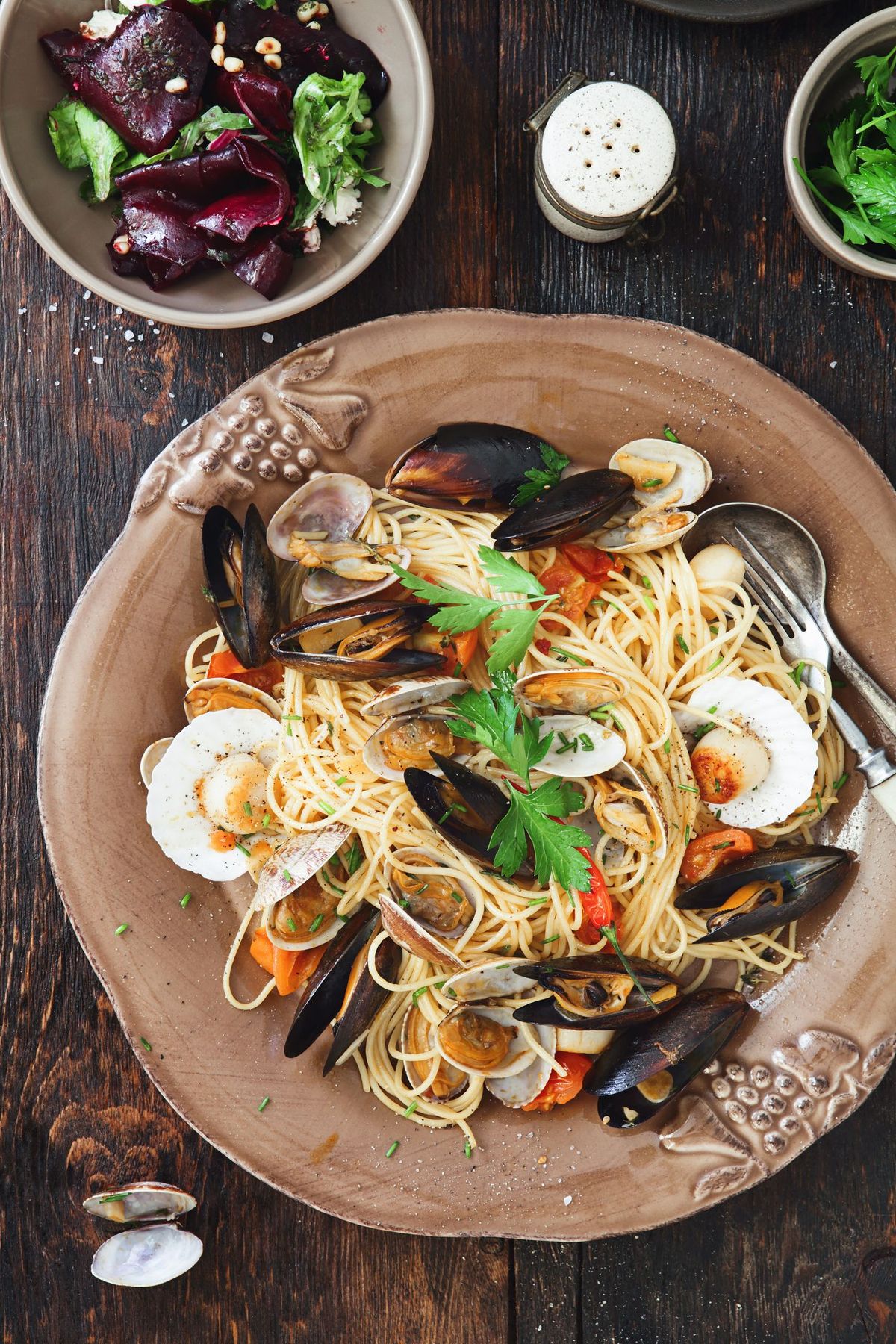 lange Spaghetti mit Meeresfrüchten